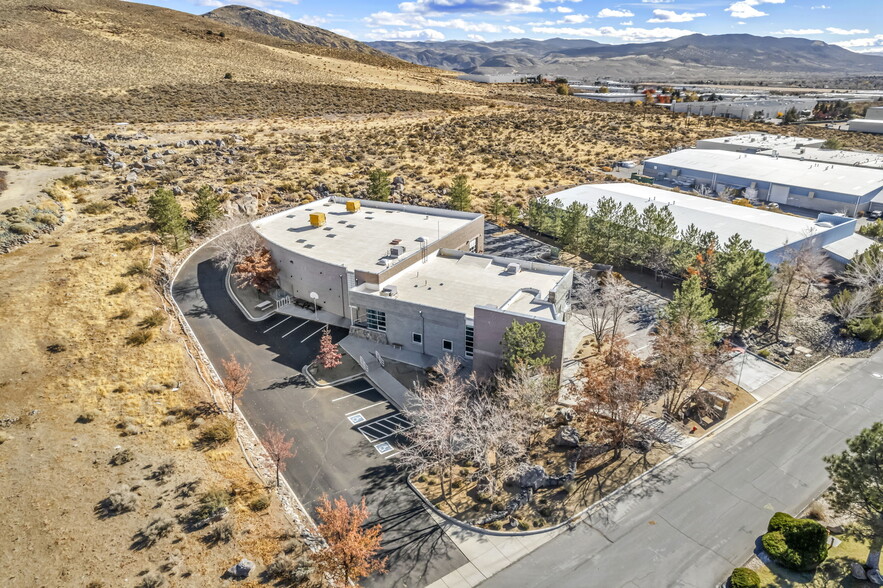 5221 Sigstrom Dr, Carson City, NV for lease - Building Photo - Image 2 of 19