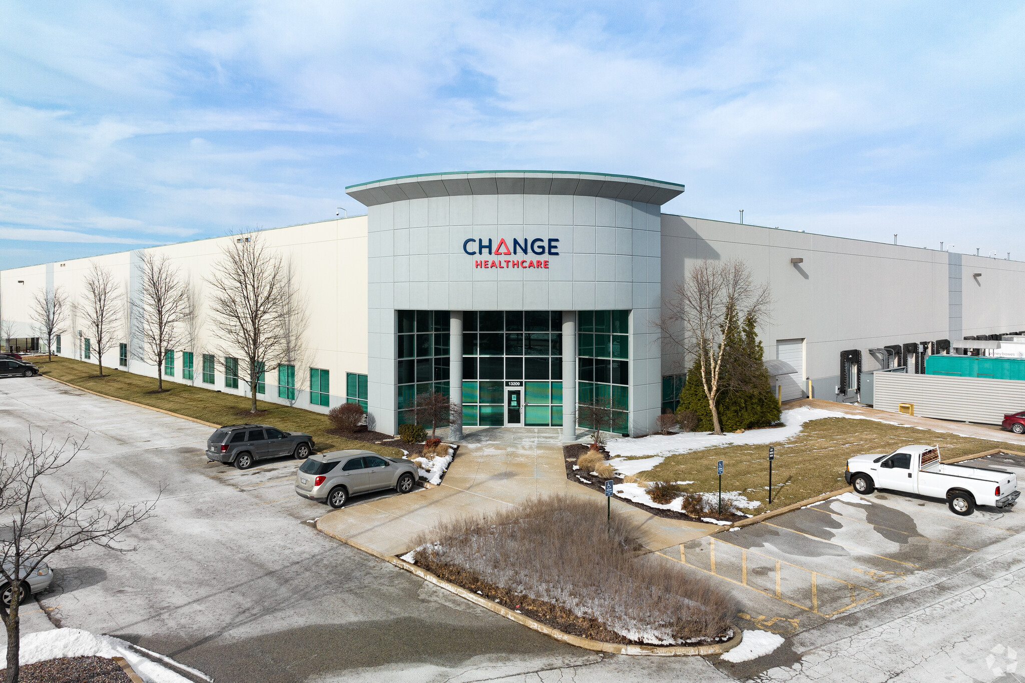 13201-13221 Corporate Exchange Dr, Bridgeton, MO for lease Building Photo- Image 1 of 6