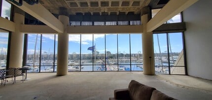 4333 Admiralty Way, Marina Del Rey, CA for lease Interior Photo- Image 1 of 2