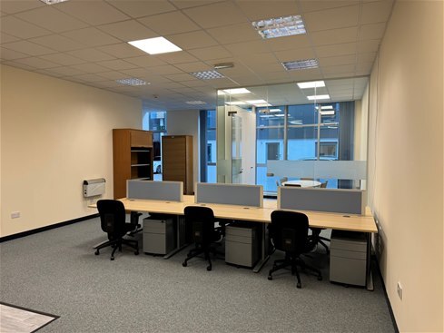 217 Long Ln, London, LND SE1 4PR - Unit Unit 5 -  - Interior Photo - Image 1 of 3