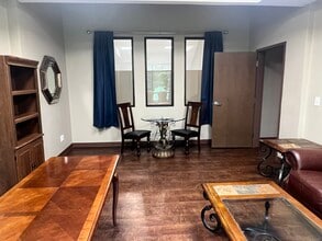 242 Indian Lake Blvd, Hendersonville, TN for lease Interior Photo- Image 2 of 12
