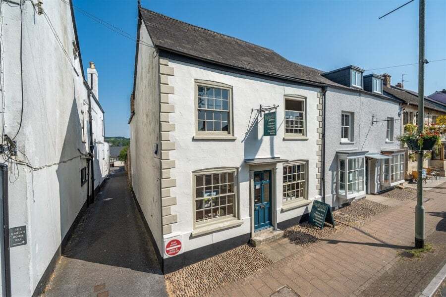 51 High St, Honiton for sale Primary Photo- Image 1 of 1
