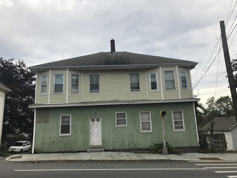440442 Mineral Spring Ave, Pawtucket, RI 02860