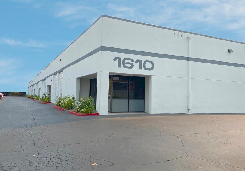 1610 Dell Ave, Campbell, CA for lease - Building Photo - Image 1 of 3