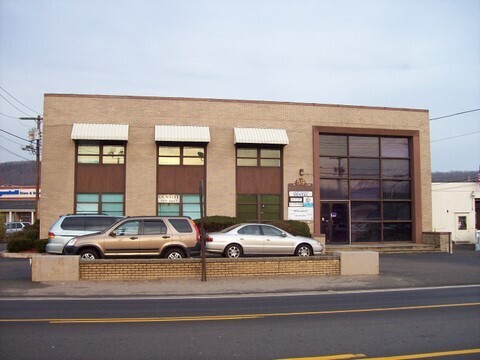 61 Amity Rd, New Haven, CT for lease - Building Photo - Image 1 of 6