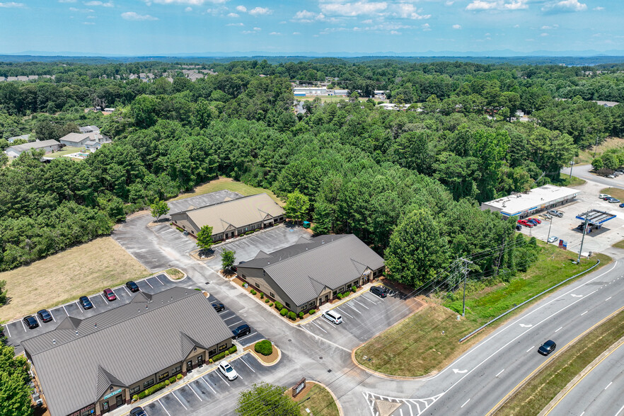 3030 McEver Rd, Gainesville, GA for sale - Building Photo - Image 3 of 82