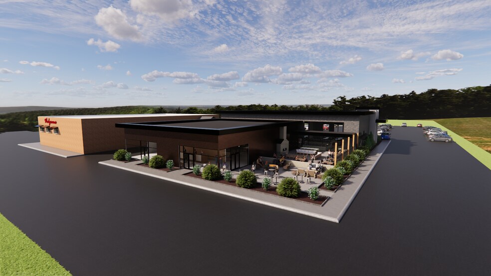 1104 W Clairemont Ave, Eau Claire, WI for lease - Primary Photo - Image 1 of 3