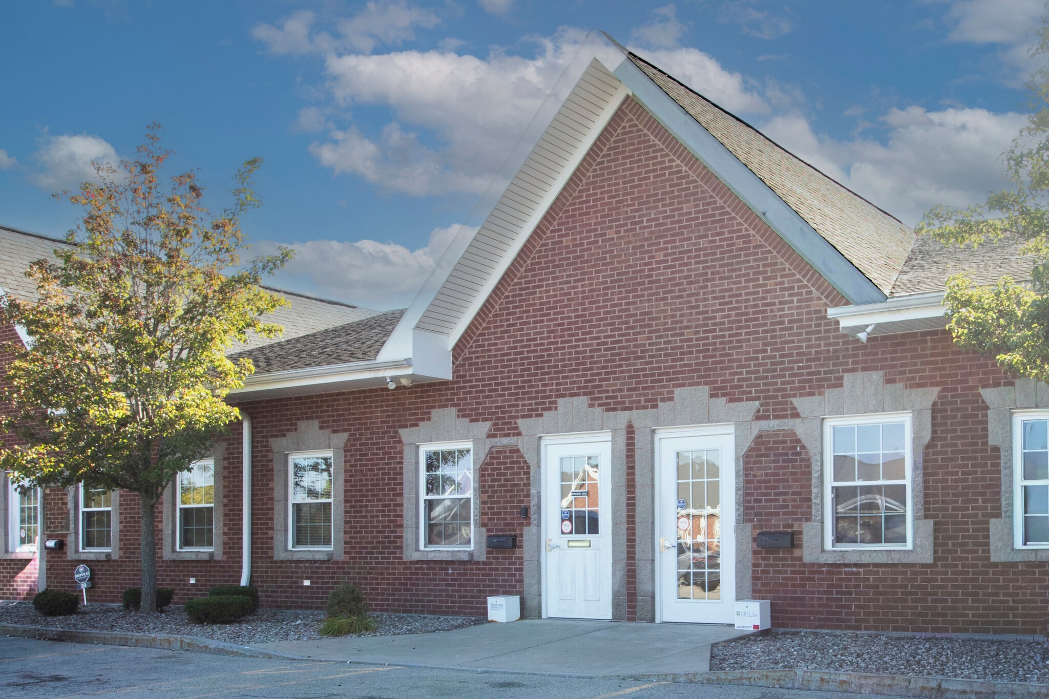 95 Canal Landing Blvd, Rochester, NY for lease Building Photo- Image 1 of 69