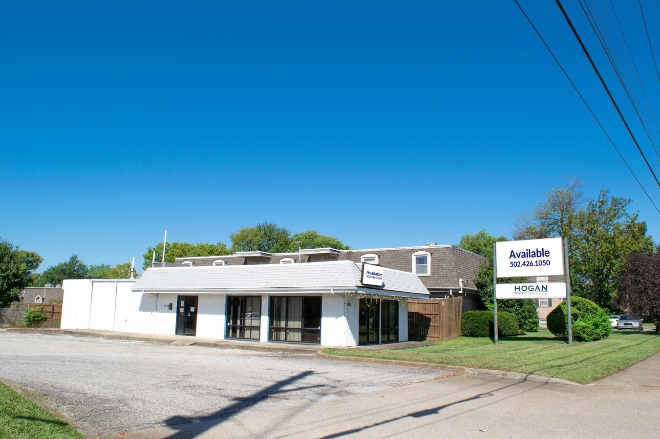 4036 Poplar Level Rd, Louisville, KY, 40213 Retail Space For Lease