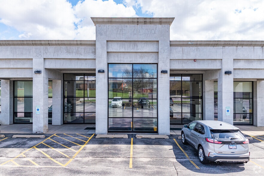 161 S Lincolnway, North Aurora, IL for lease - Building Photo - Image 3 of 5