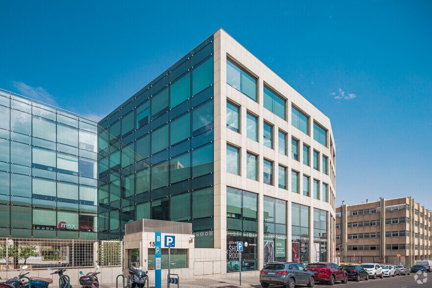 Calle Albasanz, 15 A, Madrid, Madrid for lease - Building Photo - Image 2 of 2