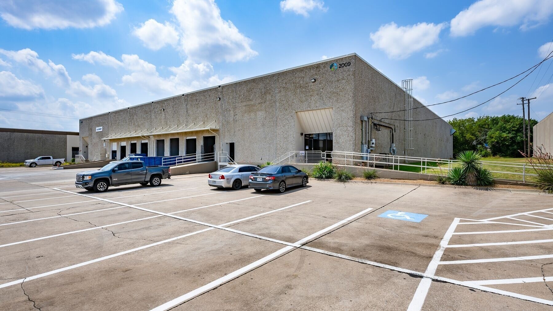 2750 114th St, Grand Prairie, TX for lease Building Photo- Image 1 of 5