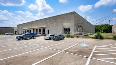 2750 114th St, Grand Prairie, TX for lease Building Photo- Image 1 of 3
