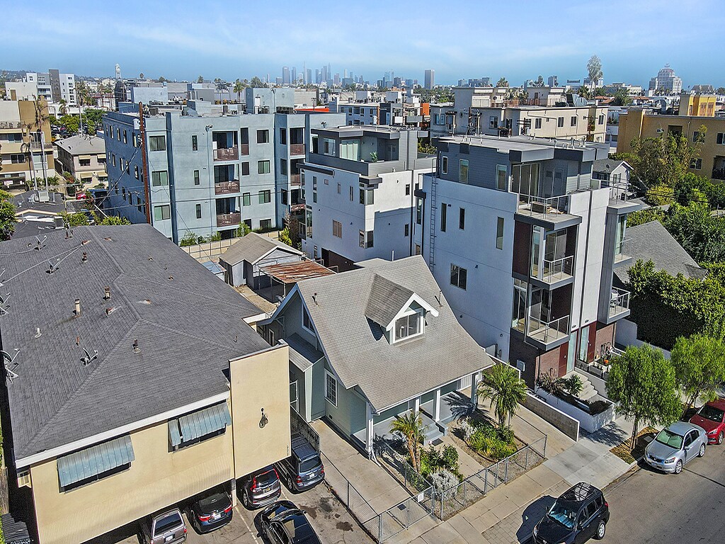 912 N Hudson Ave, Los Angeles, CA for sale Primary Photo- Image 1 of 1