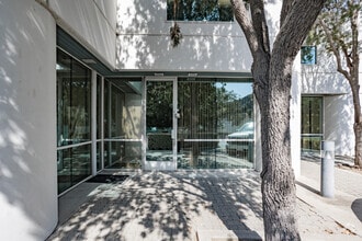 23671-23675 Via Del Rio, Yorba Linda, CA for lease Building Photo- Image 2 of 23