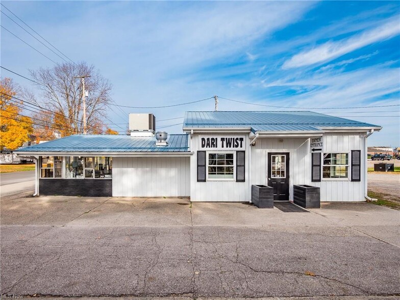 1340 Main St, Dresden, OH for sale - Building Photo - Image 1 of 1