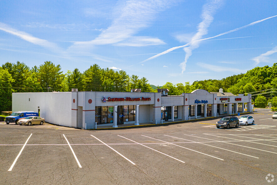 744-766 N Lee Hwy, Lexington, VA for lease - Building Photo - Image 3 of 12