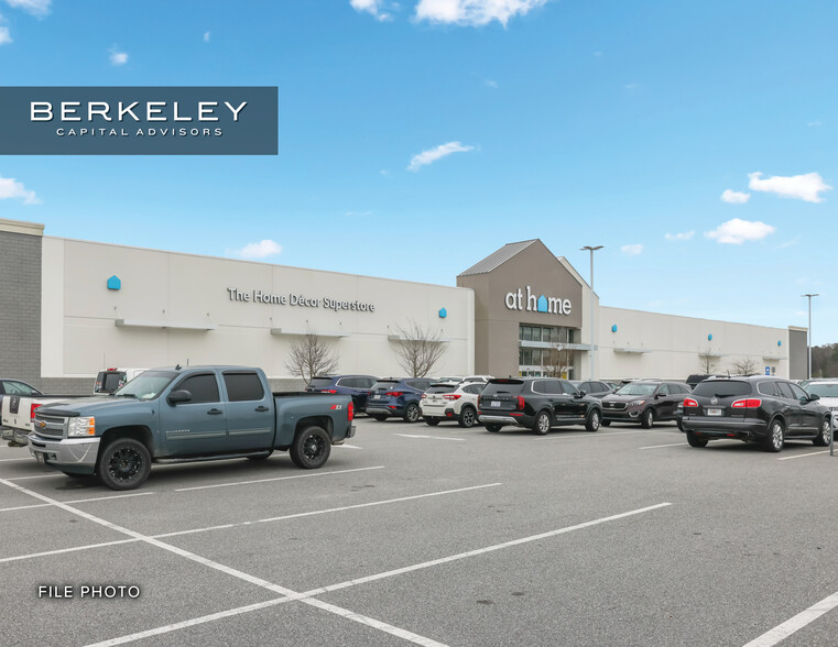 300 Tanger Outlets Blvd, Pooler, GA for sale - Building Photo - Image 1 of 3