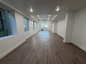 103 Bayard St, New Brunswick, NJ for lease Interior Photo- Image 1 of 5