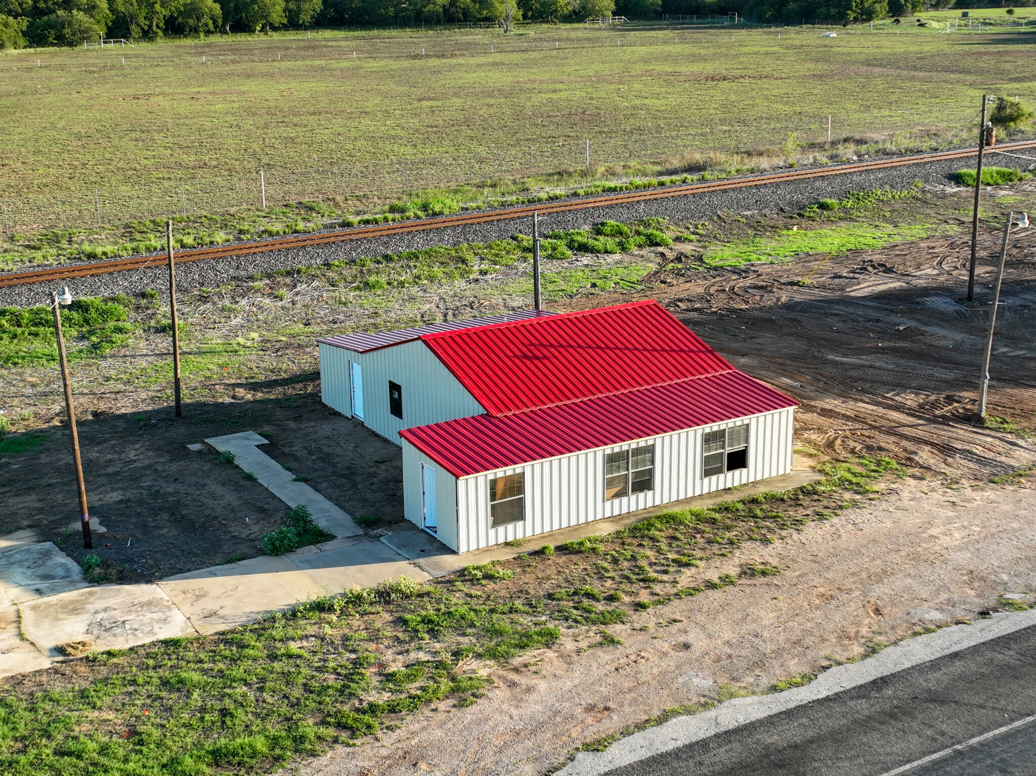 7717 US-90 Hwy, Harwood, TX for sale Building Photo- Image 1 of 1