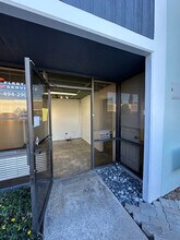 2521 W La Palma Ave, Anaheim, CA for lease Building Photo- Image 2 of 8