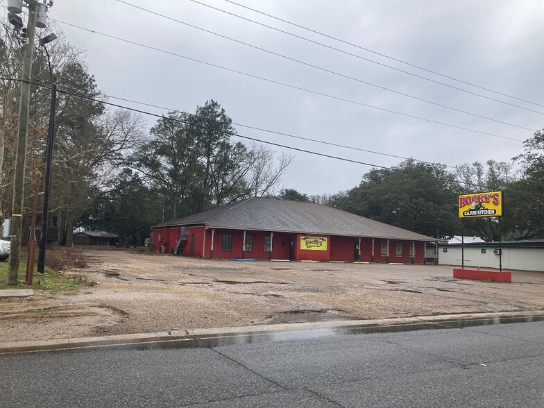 1415 E Laurel Ave, Eunice, LA for sale - Primary Photo - Image 1 of 1