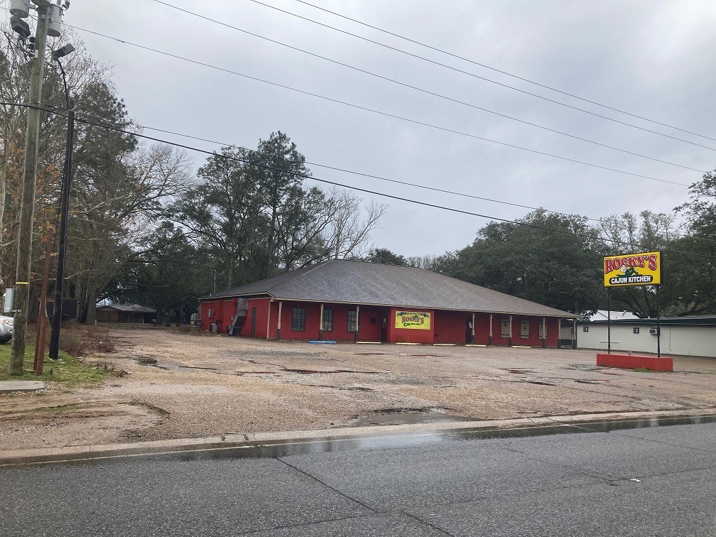 1415 E Laurel Ave, Eunice, LA for sale Primary Photo- Image 1 of 1