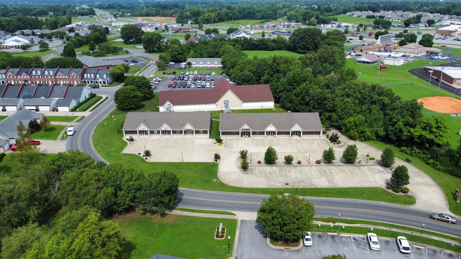 4965 Village Square Dr, Paducah, KY 42001 4965 Village Square Drive