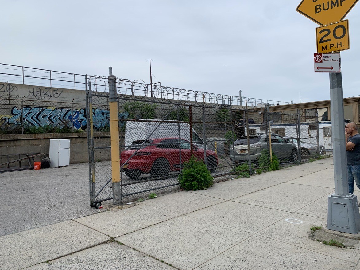 4515 Barnett Ave, Sunnyside, NY 11104 | LoopNet