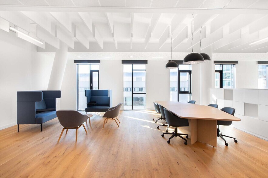 29 Rue Blanche, Paris for lease - Interior Photo - Image 1 of 33