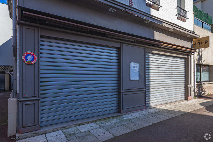 28 Avenue Du Bas Meudon, Issy-les-Moulineaux for sale - Building Photo - Image 3 of 4