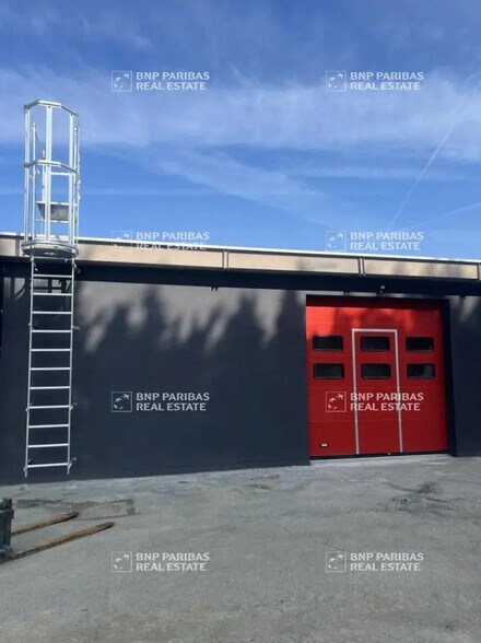 Flex in Maurepas for lease - Building Photo - Image 2 of 5