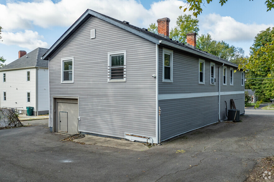 5548 Stewart Ave, Cincinnati, OH for lease - Building Photo - Image 3 of 5