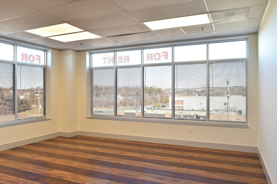 14631 Lee Hwy, Centreville, VA for lease - Building Photo - Image 2 of 10