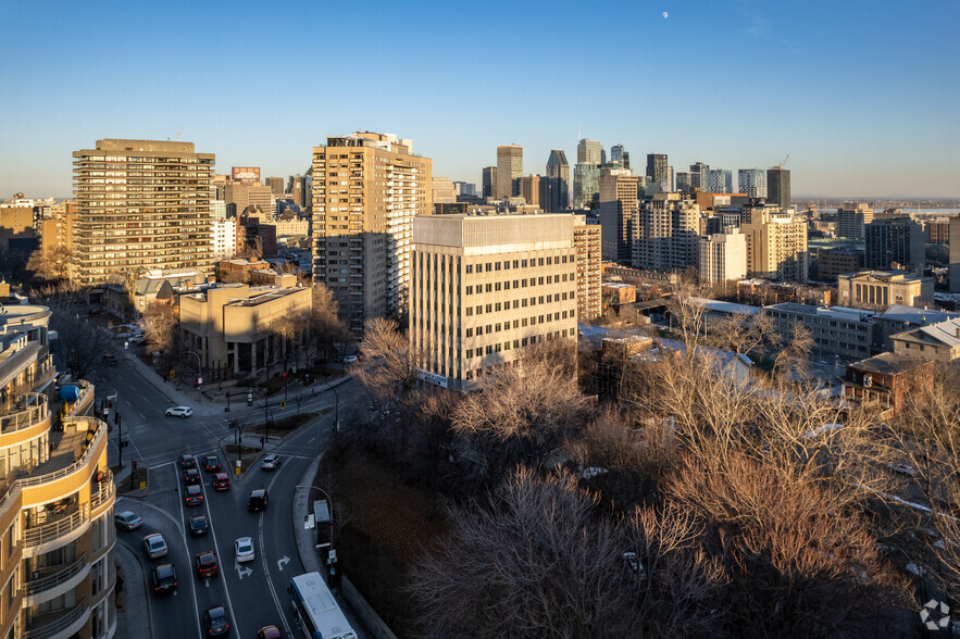 3550 Ch De La Côte-Des-Neiges, Montréal, QC for lease - Aerial - Image 2 of 5