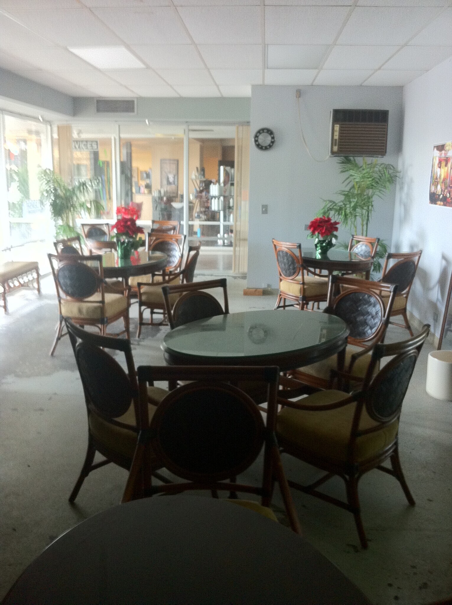 180 Kinoole St, Hilo, HI 96720 Hilo Plaza Building