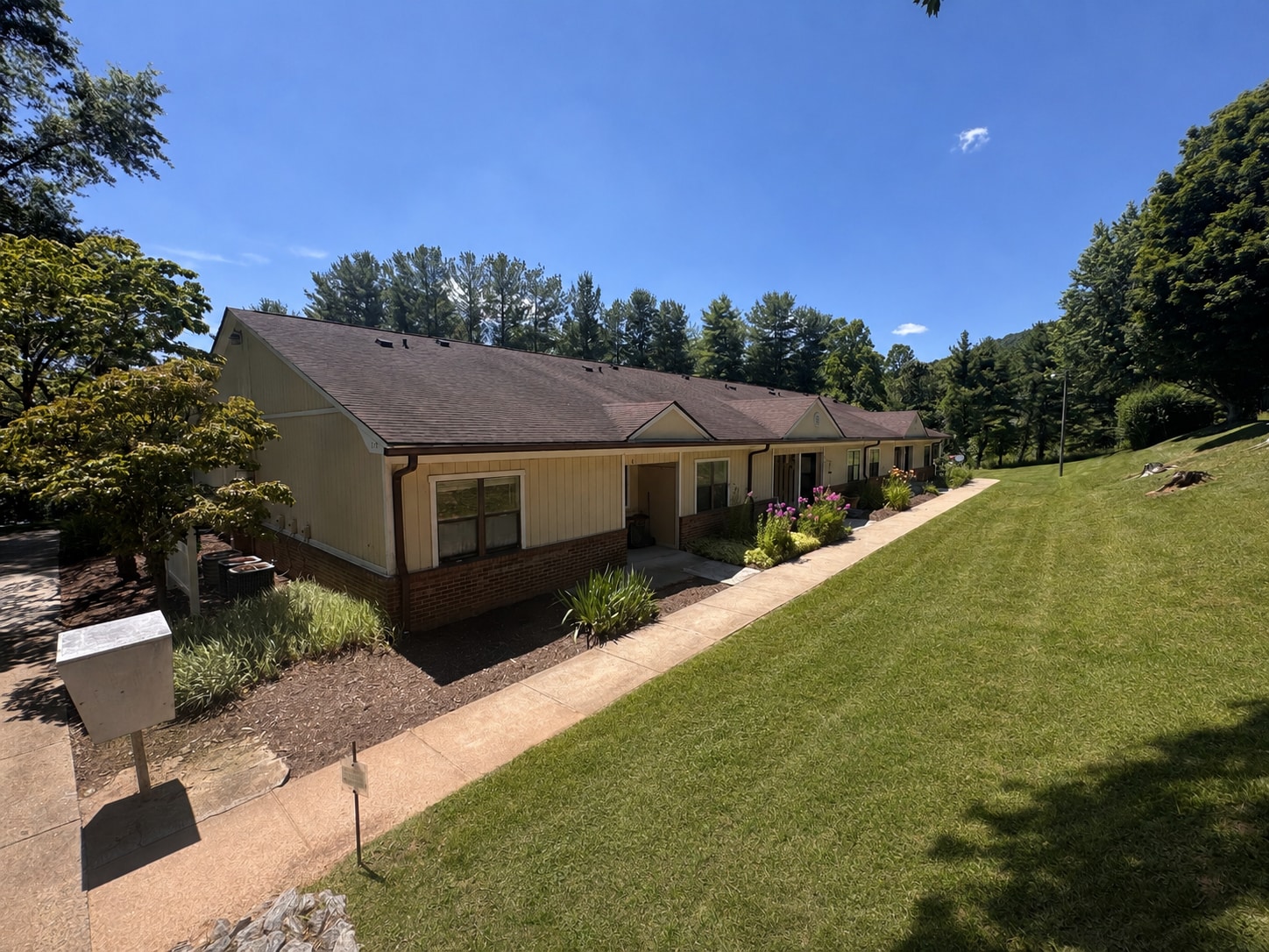 299 Independence Rd, Sparta, NC for sale Building Photo- Image 1 of 11