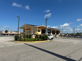 2700 N Pine Hills Rd, Orlando FL - Convenience Store