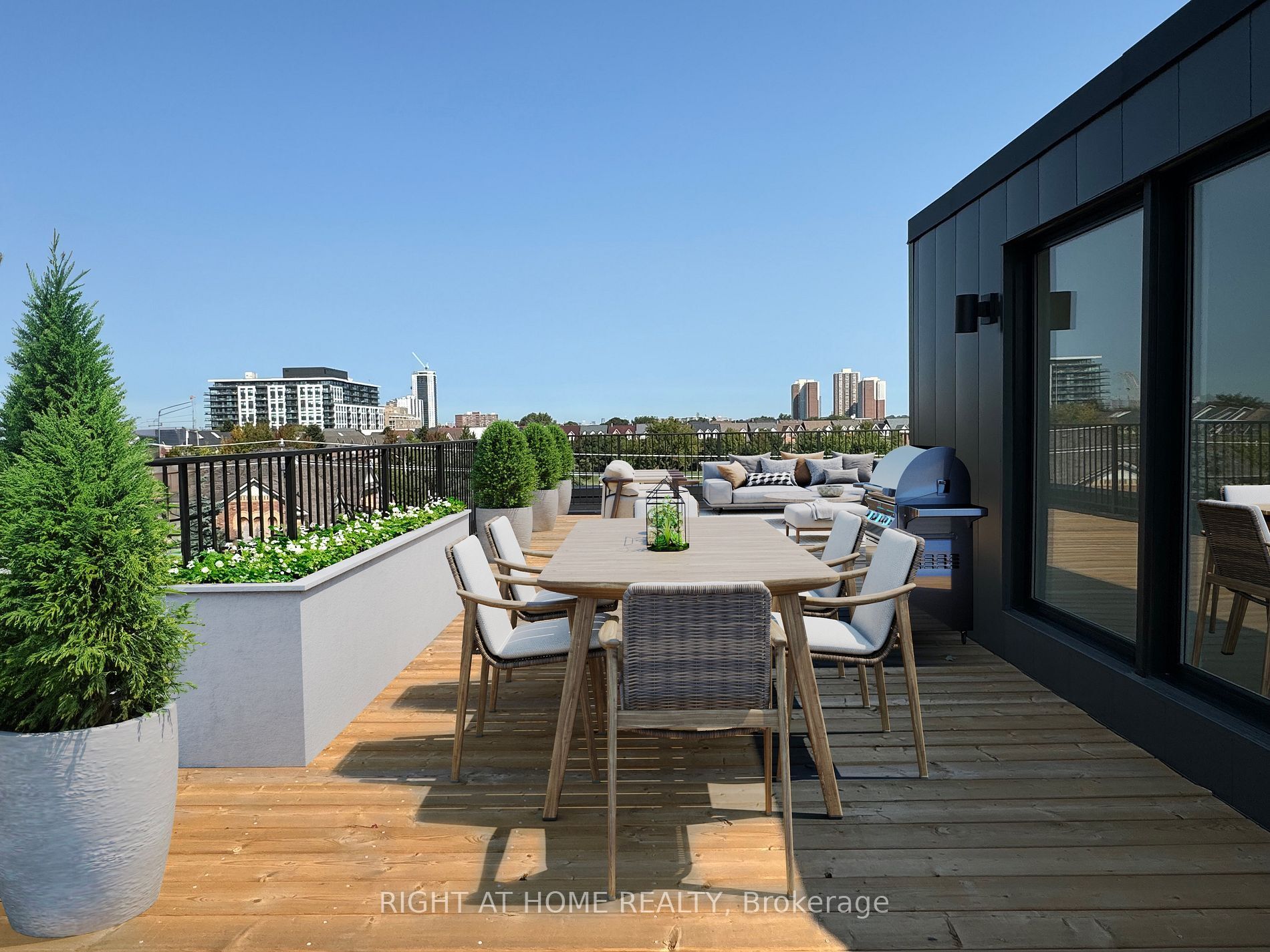 2343 Gerrard St E, Toronto, ON for sale Primary Photo- Image 1 of 23