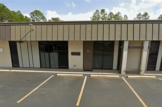 208 Highland Park Plz, Covington, LA for lease Building Photo- Image 1 of 4