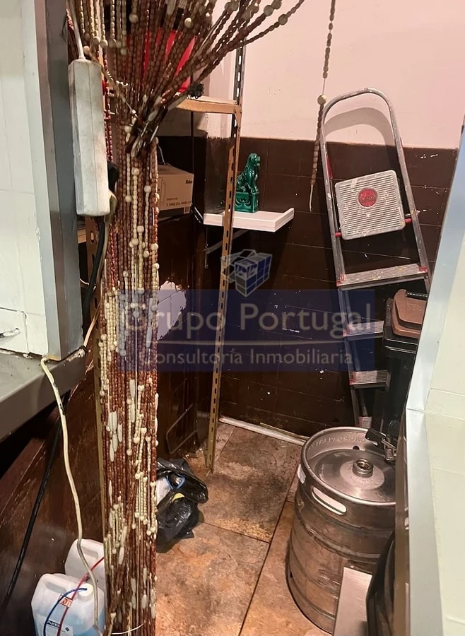 Madrid, MAD 28029 - Unit Puerta 05 -  - Interior Photo - Image 1 of 4