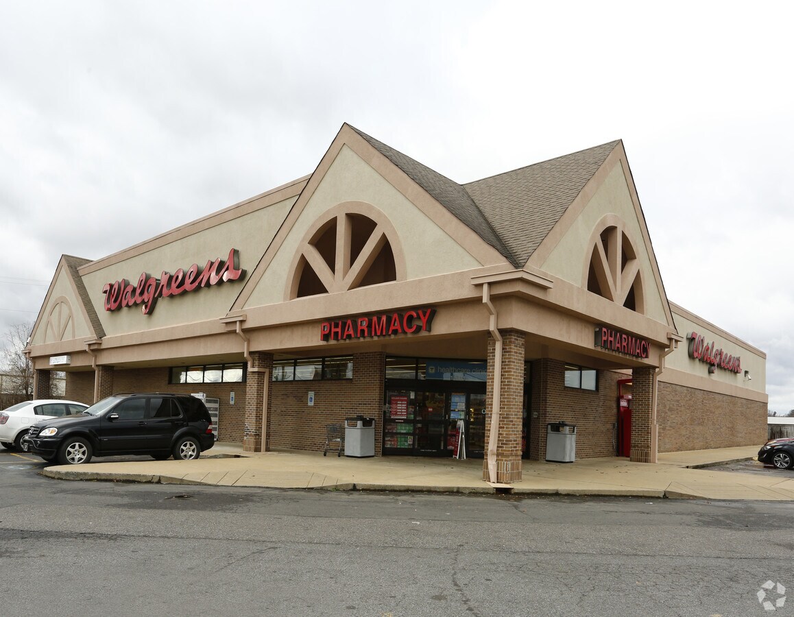 1501 Goodman Rd W, Horn Lake, MS 38637 Walgreens