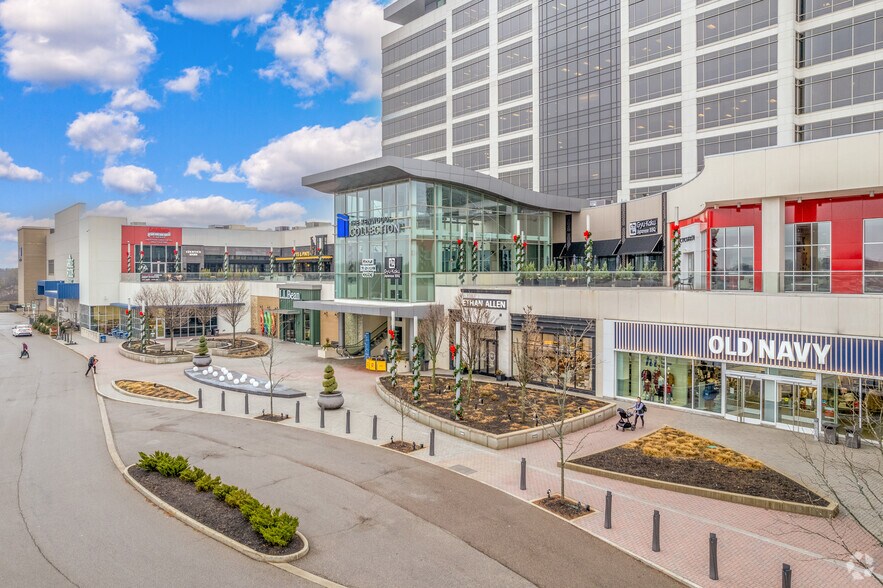 5901 E Galbraith Rd, Cincinnati, OH for sale - Building Photo - Image 1 of 1