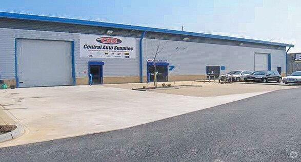 St Peters Rd, Huntingdon for lease Building Photo- Image 1 of 4