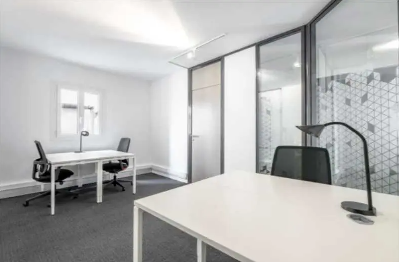 Coworking Space in Paris for lease Interior Photo- Image 1 of 6
