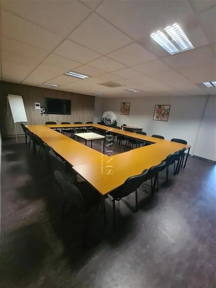 Office in Metz for sale - Interior Photo - Image 3 of 6