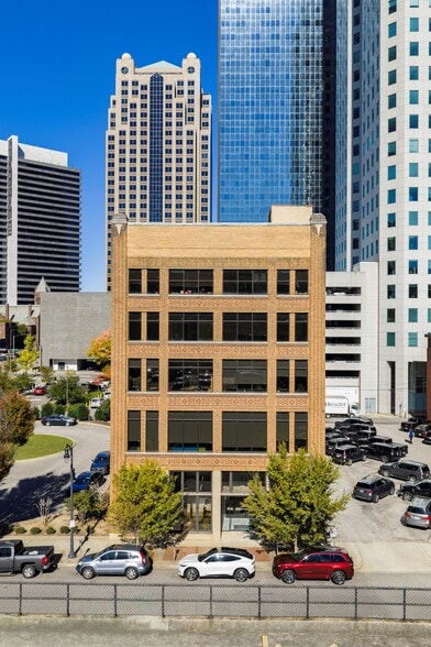 1914 4th Ave N, Birmingham, AL for lease - Building Photo - Image 1 of 16