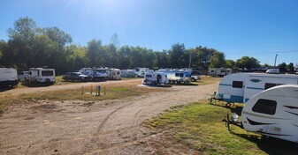 Big Top Family RV Park - Campground