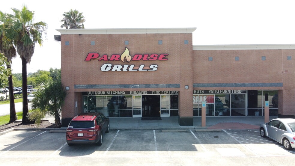 19053 Interstate 45 N, Shenandoah, TX for lease - Building Photo - Image 3 of 6