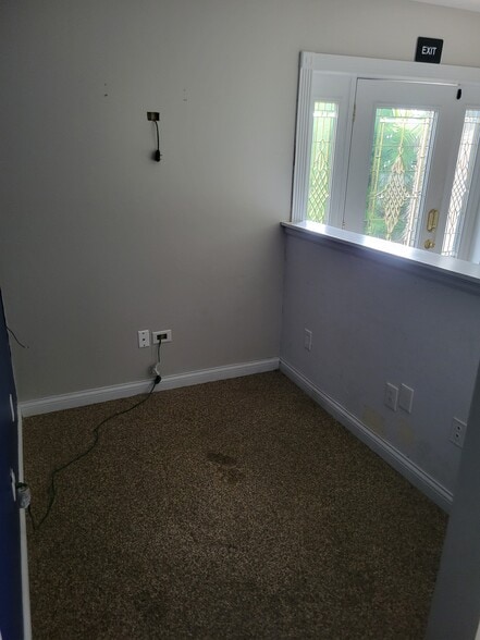 1241 Hill Rd, Pickerington, OH for lease - Interior Photo - Image 2 of 23